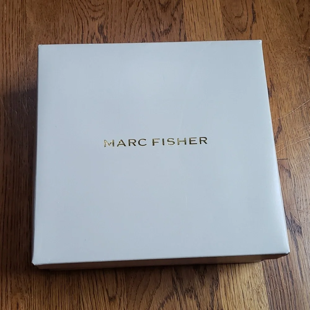 NIB Marc Fisher Joyce Espadrille Platform Sandal Women's Size 8